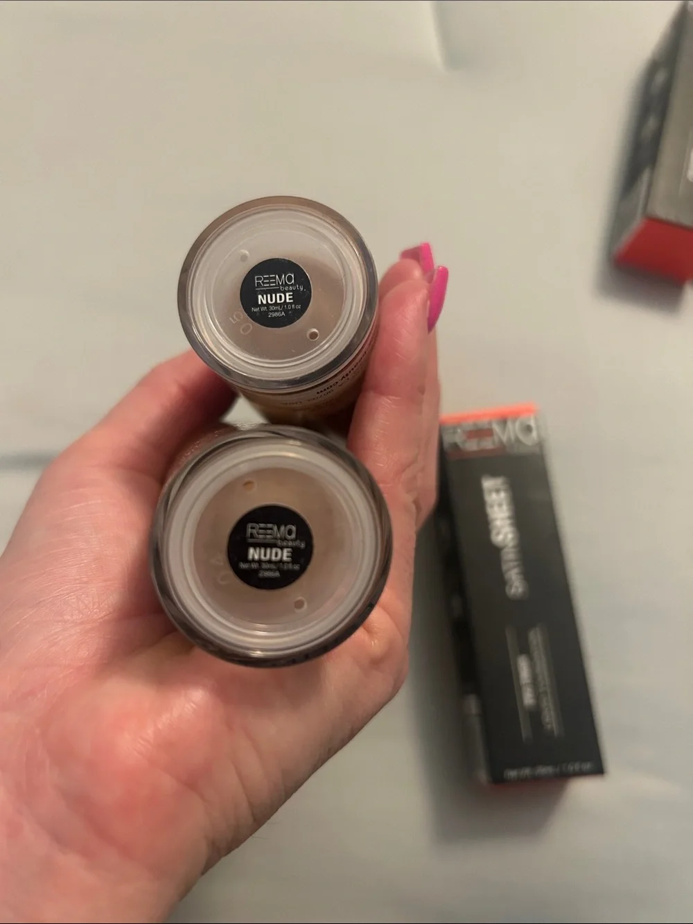 SatinSheet Pro Finish Liquid Foundation - NUDE